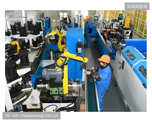 广州天河体育场锚定了基于实时上座率的智能坐席调度,缓解瞬时人流压力 广州天河体育场锚定了基于实时上座率的智能坐席调度,缓解瞬时人流压力